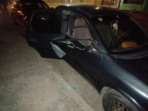 d401d1fc 3ee2 4ed0 8016 6eeed0bd81b4