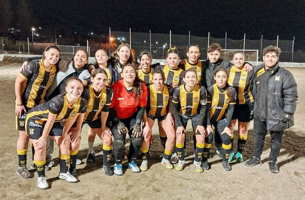 Rada Tilly sigue imparable: las Aurinegras ganaron y continúan en la ...